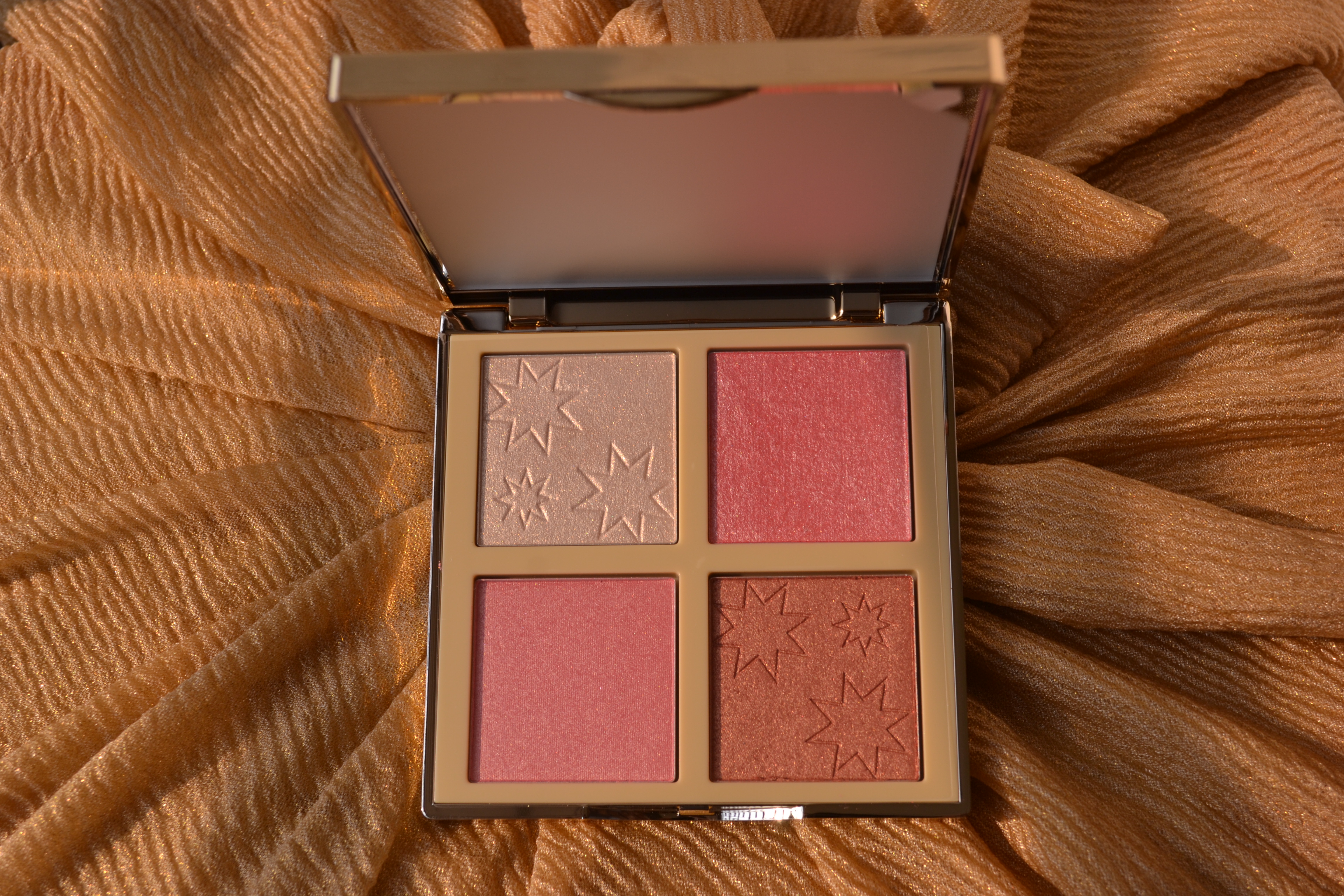 No7 shimmer face palette