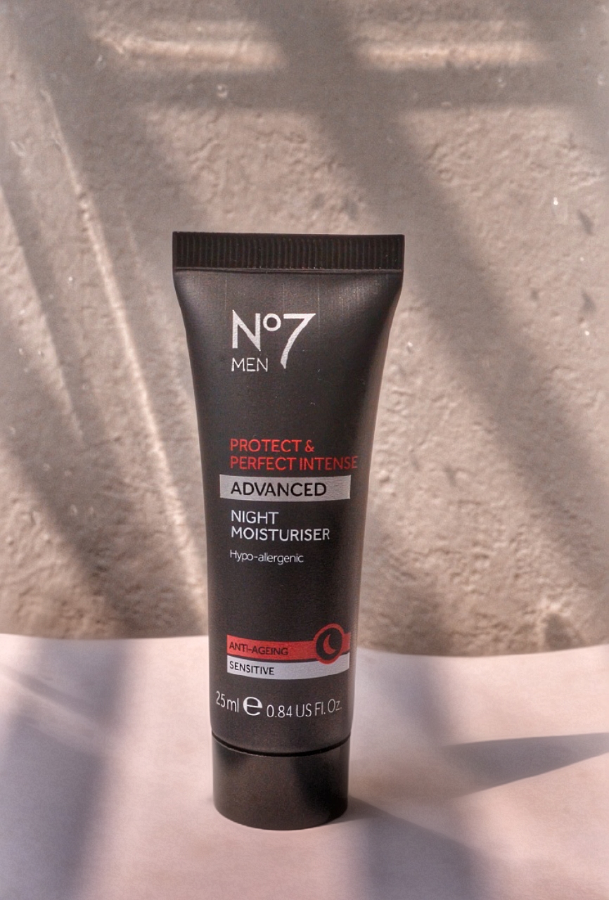 No7 Men Protect & Perfect Intense ADVANCED Night Moisturiser (25 ml)